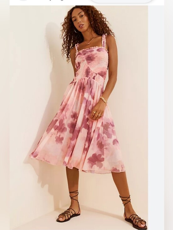Free People Dresses & Skirts - Free People Women's Pink Tessa Smocked Midi Dress size Large brand new